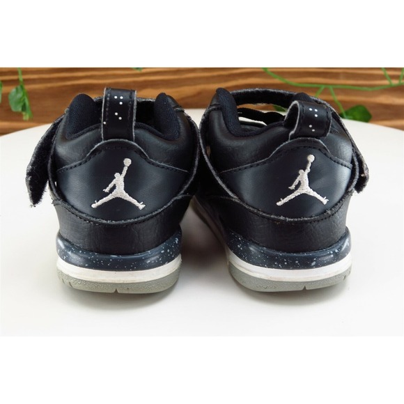 Air Jordan Toddler Boys‎ Size 6 M Black Leather Strap Athletic Sneakers - Picture 6 of 10